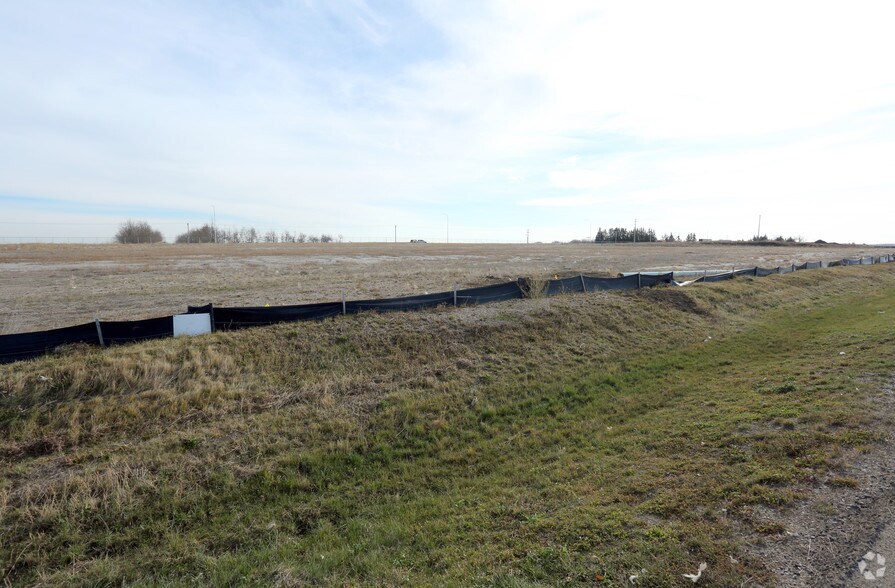 80 33rd St, Leduc, AB for sale - Building Photo - Image 2 of 2