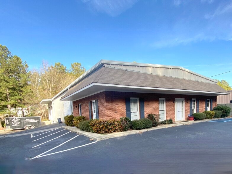 983 Yeager Pky, Pelham, AL for sale - Building Photo - Image 2 of 5