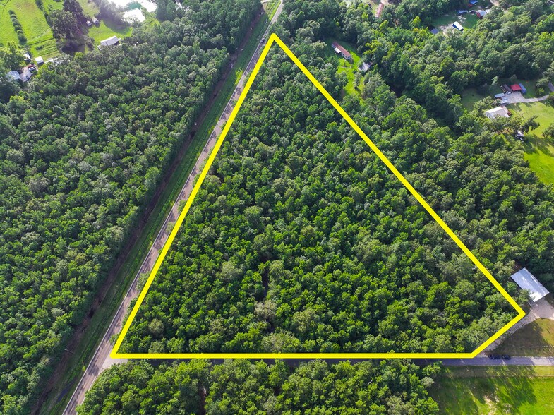 8.35 Acres - FM 787, Saratoga, TX à vendre - Photo principale - Image 1 de 18