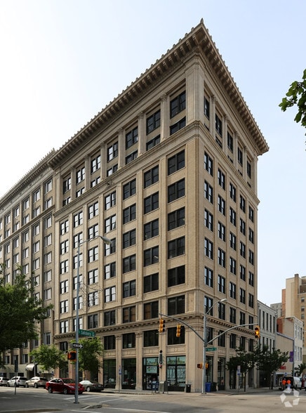 19 W Hargett St, Raleigh, NC for lease - Building Photo - Image 2 of 20