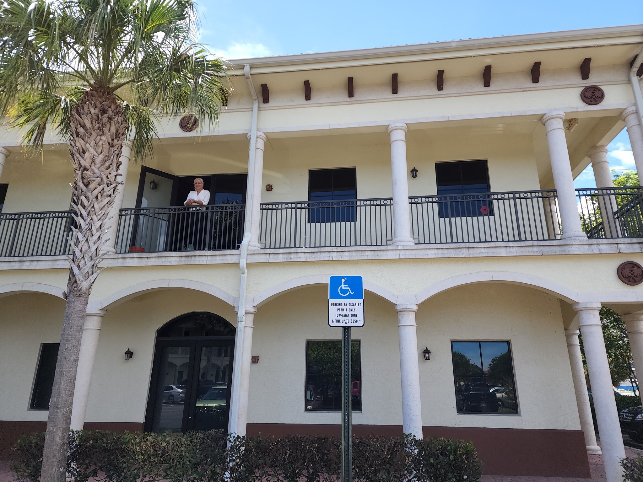1400 Hillmoor Dr, Port Saint Lucie, FL for sale Building Photo- Image 1 of 22