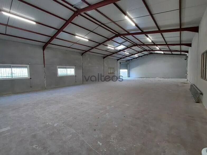 Chemin Des Tourterelles, Portet-sur-Garonne for lease - Interior Photo - Image 3 of 9