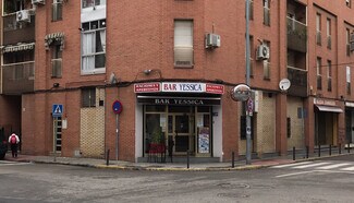 Plus de détails pour Multi-résidentiel à vendre