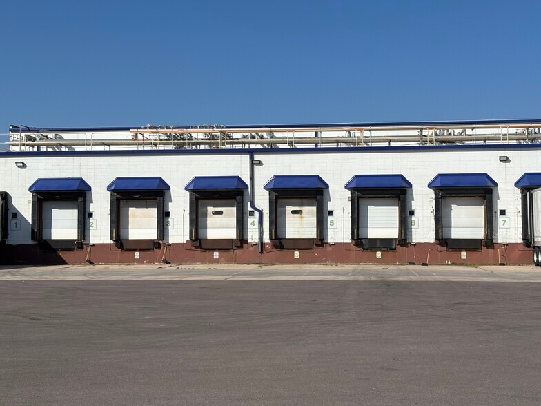 2300 E Rice St, Sioux Falls, SD for lease - Building Photo - Image 3 of 13