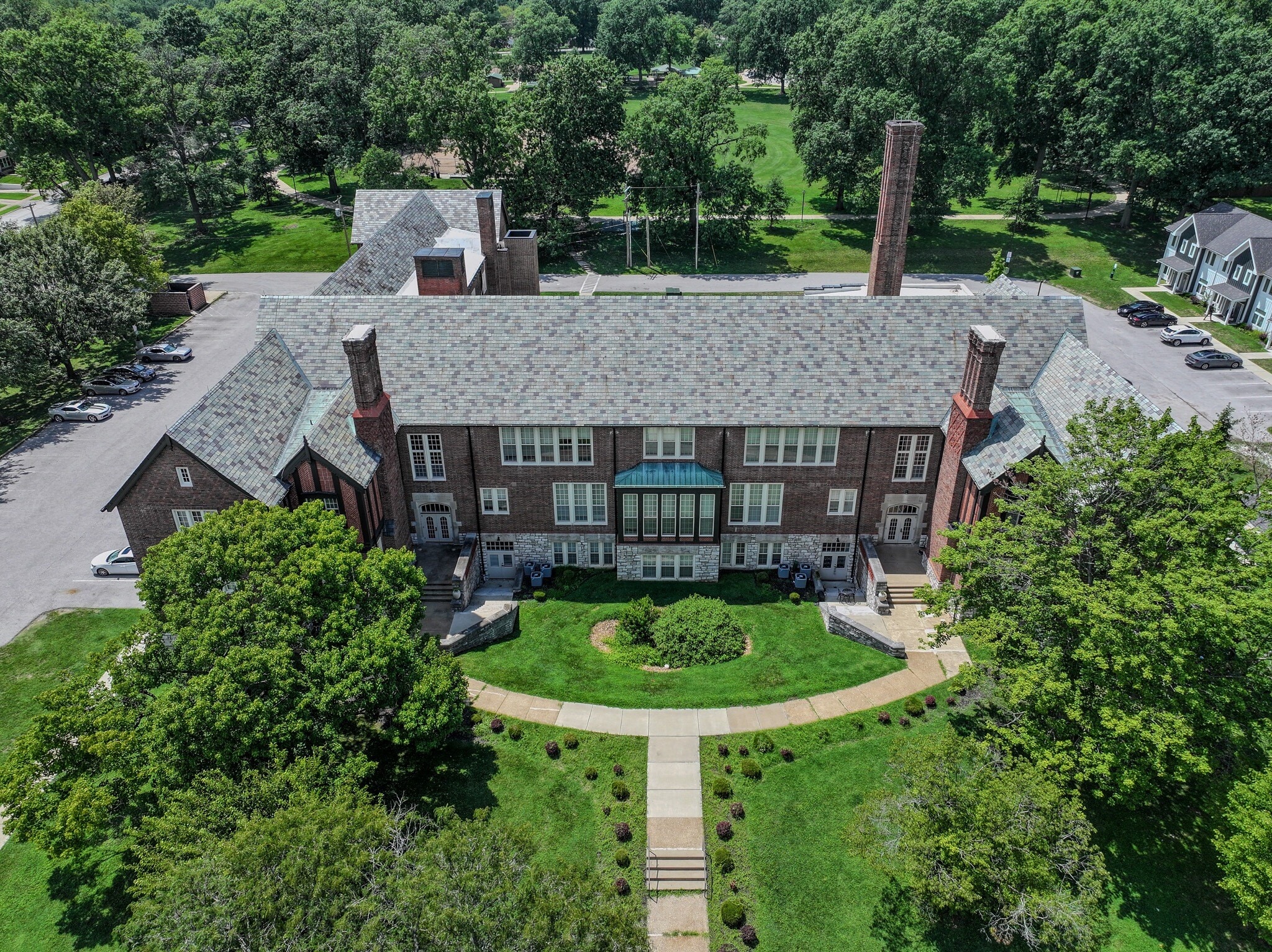 1351 N Hanley Rd, University City, MO for sale Building Photo- Image 1 of 36