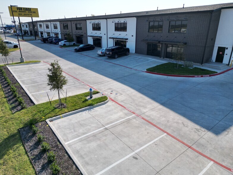 2828 Interstate 30, Mesquite, TX à louer - Photo du bâtiment - Image 2 de 15