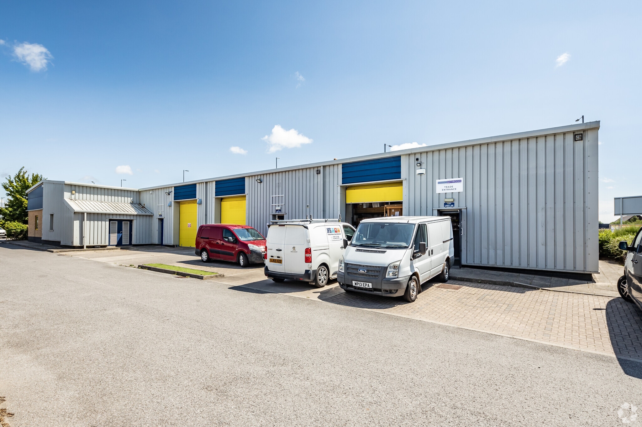 Welsh Rd, Pentre for lease Primary Photo- Image 1 of 3