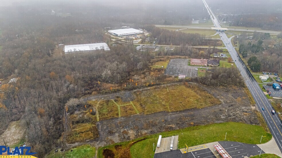 Parkman Road Northwest, Warren, OH à vendre - Photo du bâtiment - Image 2 de 8