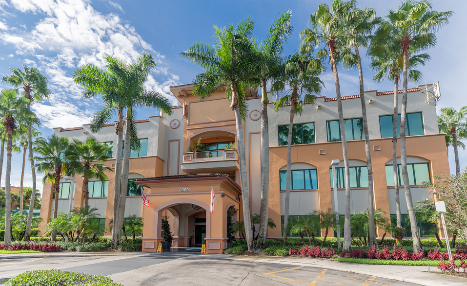 2000 Ultimate Way, Weston, FL à louer - Photo du bâtiment - Image 1 de 17
