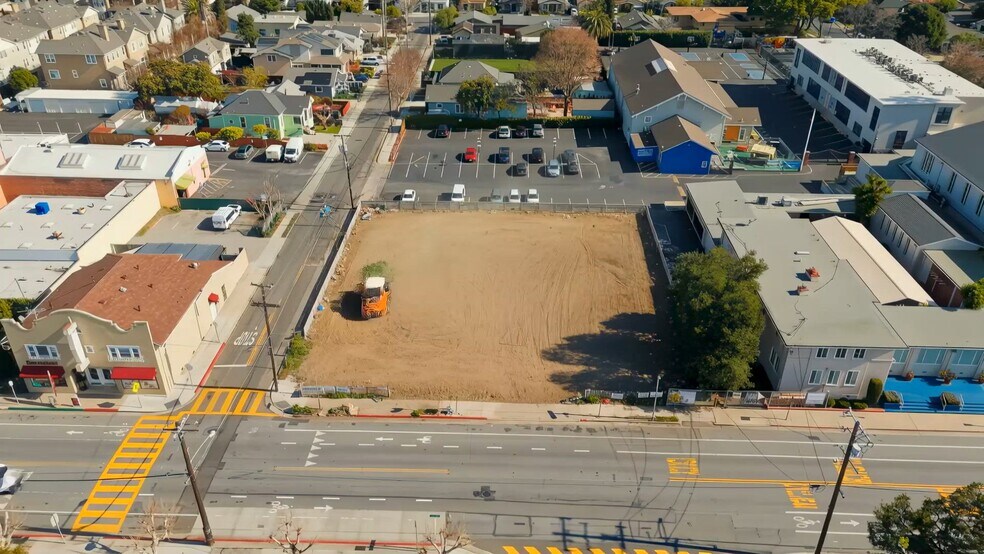 80 Race St, San Jose, CA à vendre - Vidéo sur l’inscription commerciale - Image 2 de 27