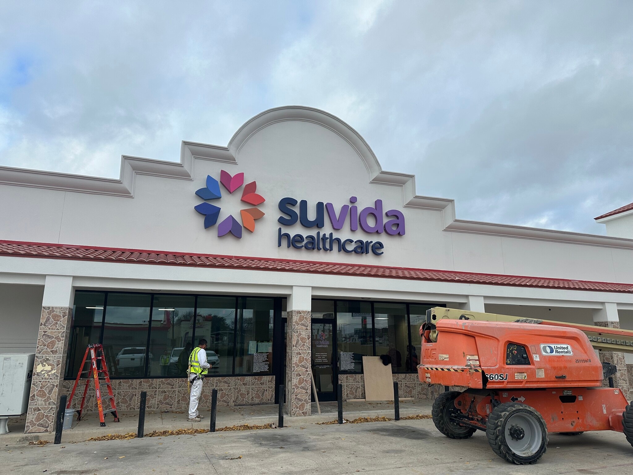 2721-2765 Tx-183, Fort Worth, TX à louer Photo du bâtiment- Image 1 de 7