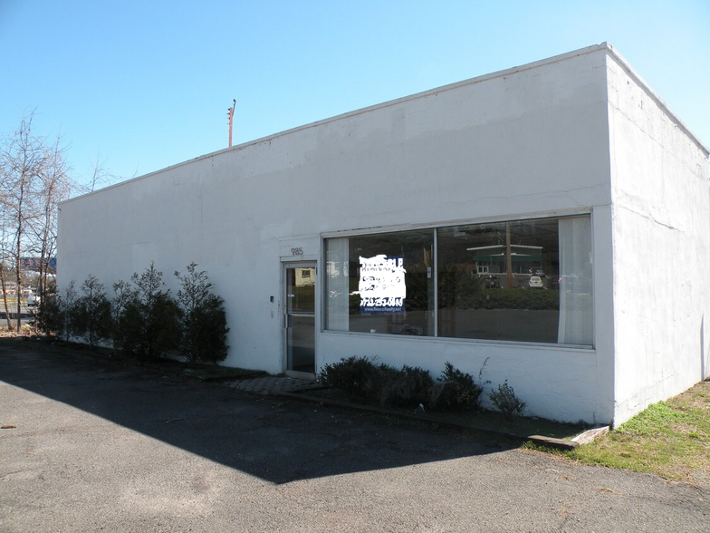 985 US Highway 202 N, Somerville, NJ à vendre - Photo du bâtiment - Image 2 de 2