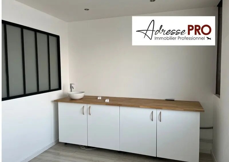 Retail in Bègles for lease - Building Photo - Image 3 of 3