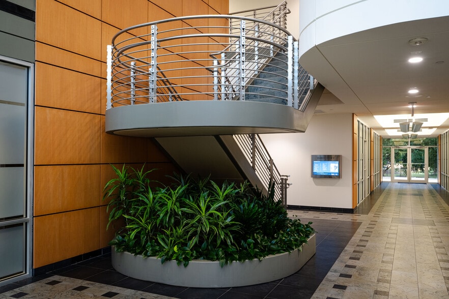 1101 Raintree Cir, Allen, TX for lease - Building Photo - Image 3 of 7