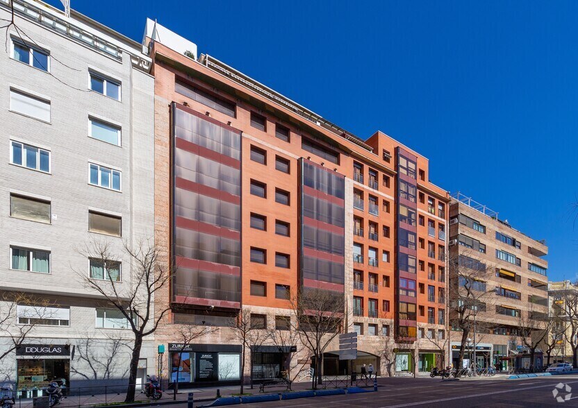 Calle de Diego de León, 21, Madrid, Madrid à louer - Photo du bâtiment - Image 2 de 2