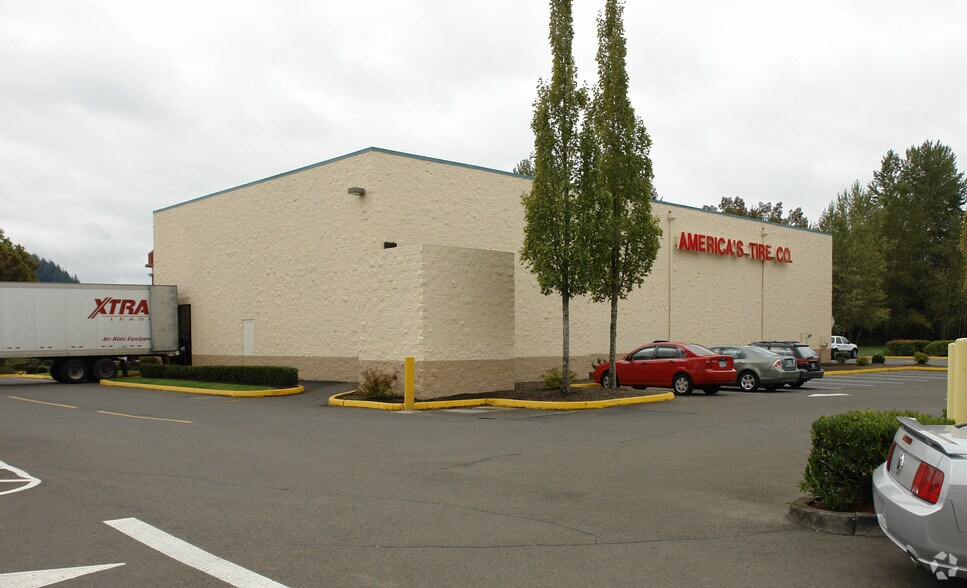 870 NW Eastman Pky, Gresham, OR à vendre - Photo du bâtiment - Image 2 de 3