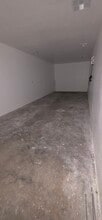 1555 Yosemite Ave, San Francisco, CA for lease Interior Photo- Image 2 of 8
