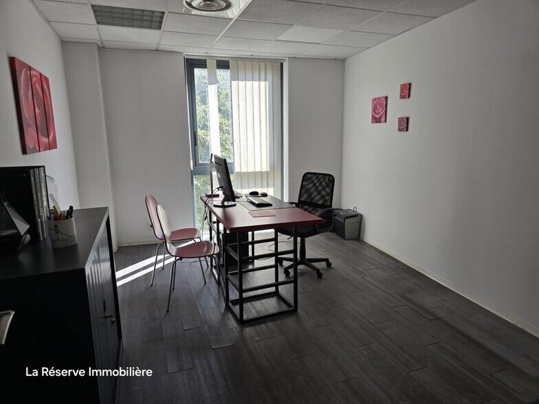 Bureau dans Avignon à vendre - Photo intérieure - Image 2 de 10