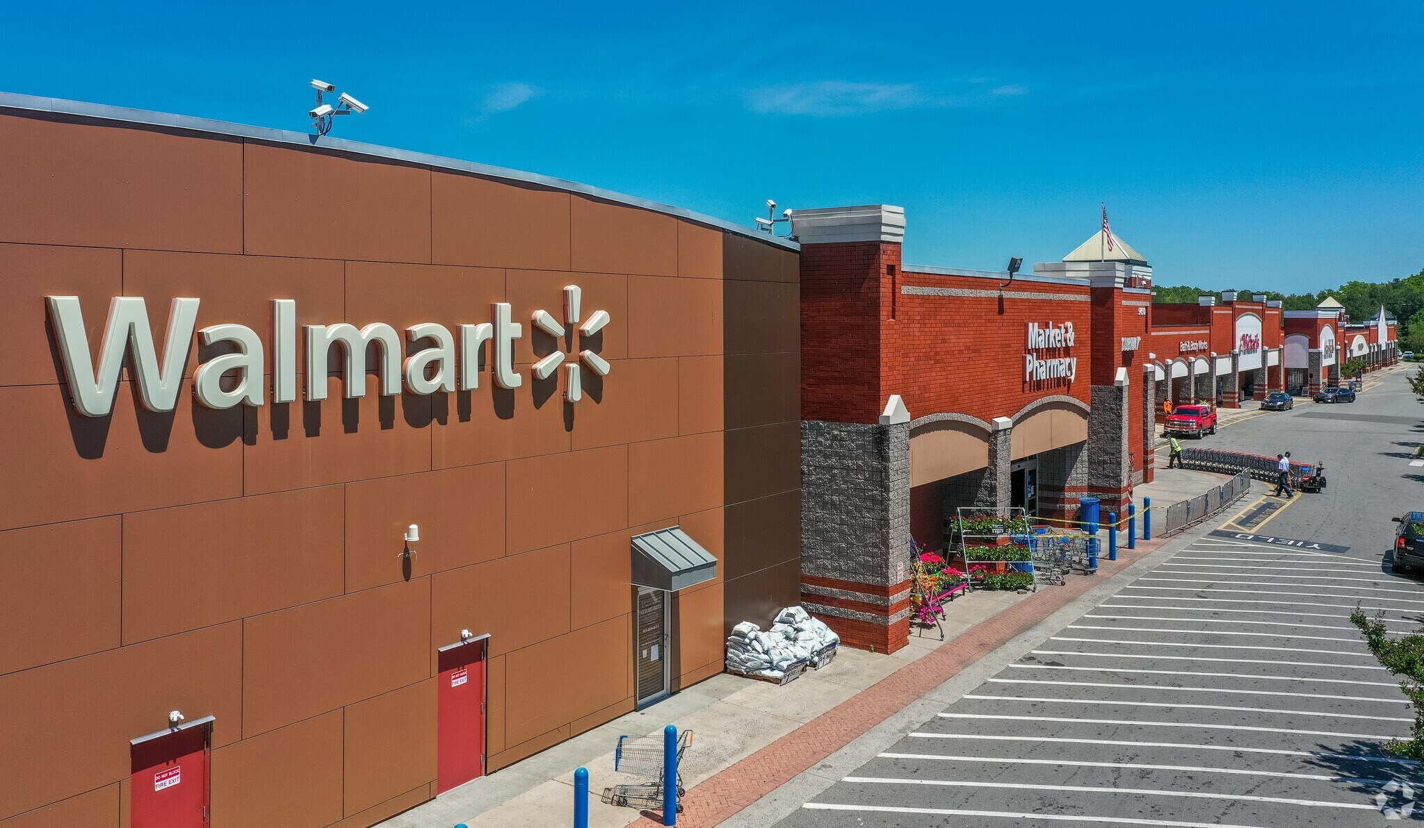 5426 Durham Chapel Hill Blvd, Durham, NC for lease Primary Photo- Image 1 of 4