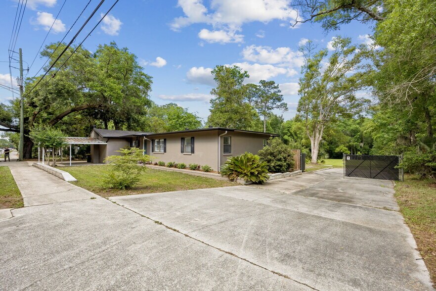 3243 Parental Home Rd, Jacksonville, FL à vendre - Photo du bâtiment - Image 2 de 17