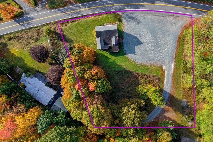 205 Snyders Corner Rd, Wynantskill, NY à vendre - Photo du bâtiment - Image 3 de 16