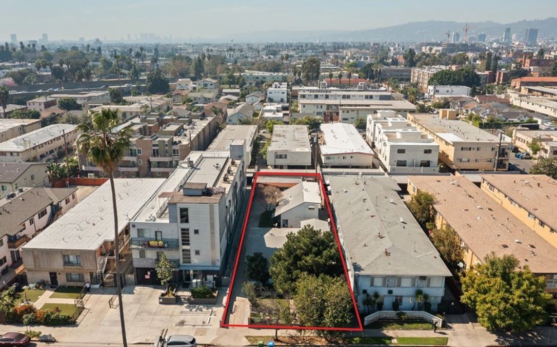 955 S Normandie Ave, Los Angeles, CA à vendre Photo du bâtiment- Image 1 de 3