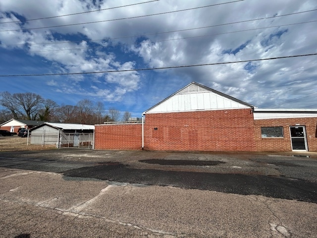 203 E 29th St, Kannapolis, NC for sale - Building Photo - Image 2 of 18