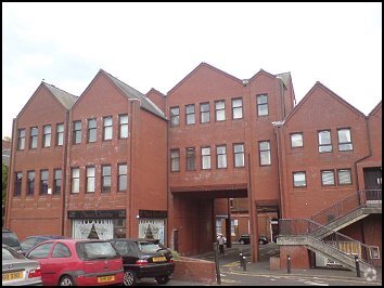 68 Kyle St, Ayr à louer - Photo du bâtiment - Image 2 de 4