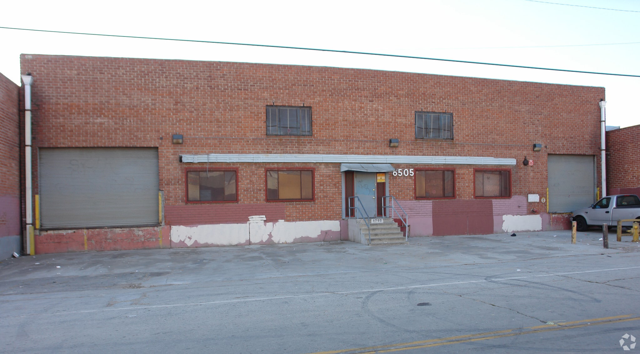 6505 McKinley Ave, Los Angeles, CA for lease Primary Photo- Image 1 of 30