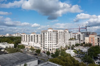 301 Altara Ave, Coral Gables, FL - Aerial map view