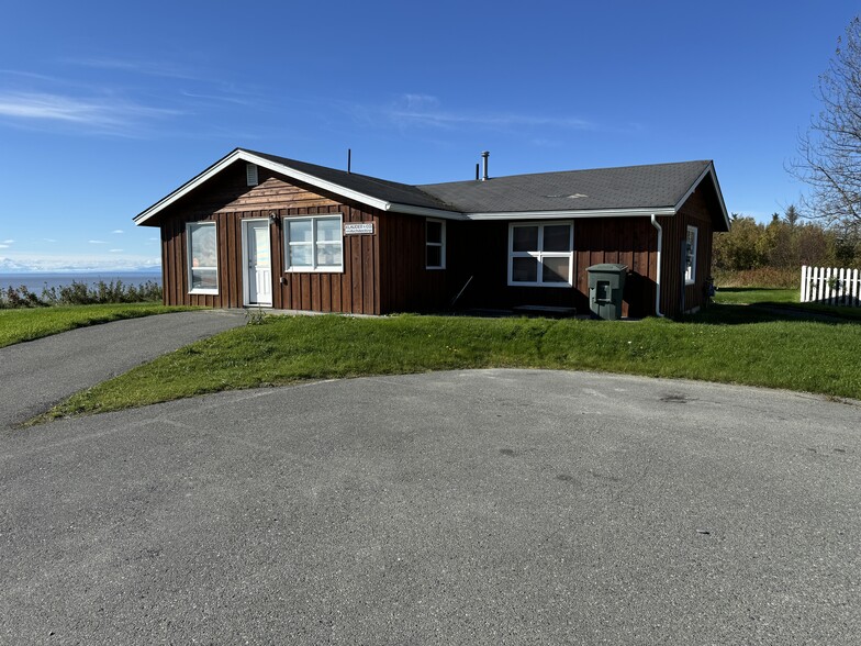 606 Petersen Way, Kenai, AK à louer - Photo du b timent - Image 3 de 21