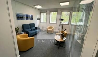 Office in Écully for sale Building Photo- Image 1 of 5