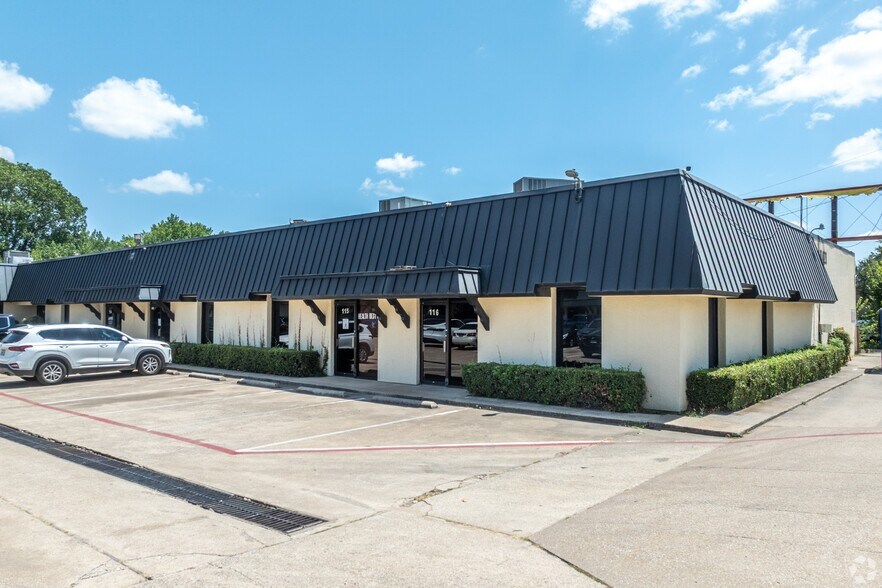 10420 Plano Rd, Dallas, TX à louer - Photo du bâtiment - Image 1 de 22