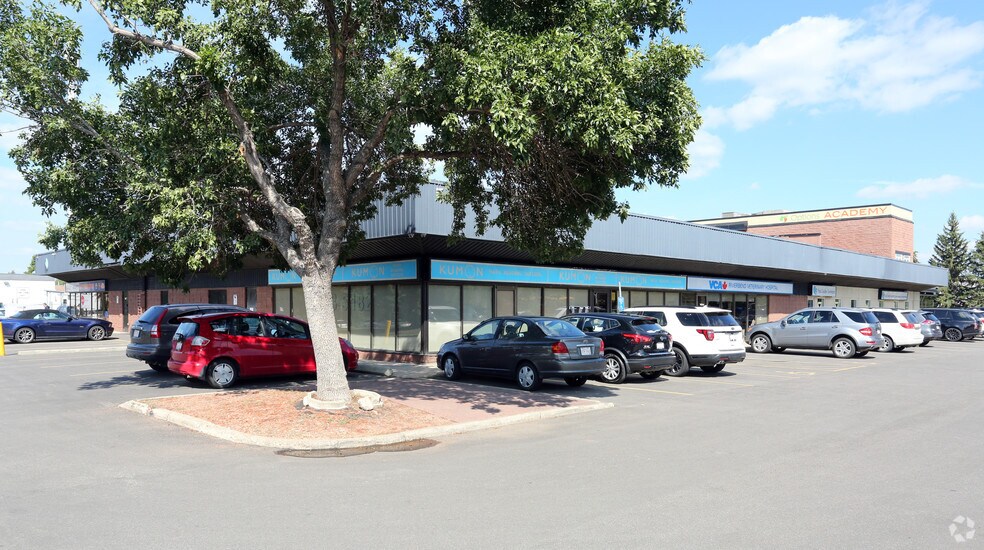 5639-5667 Riverbend Rd, Edmonton, AB à louer - Photo du bâtiment - Image 3 de 4