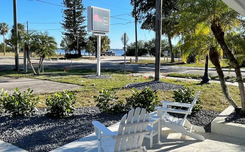 22968 Bayshore Rd, Port Charlotte, FL for sale - Building Photo - Image 3 of 17