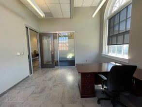 131 Falls St, Greenville, SC à louer Photo intérieure- Image 1 de 14