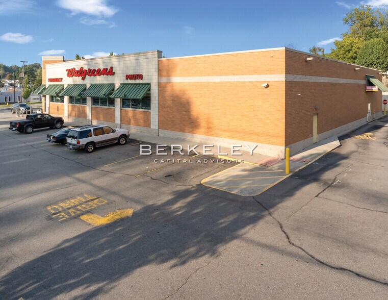 3590 Virginia Ave, Collinsville, VA à vendre - Photo du bâtiment - Image 2 de 9