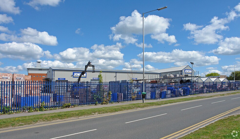 468 Basingstoke Rd, Reading à vendre - Photo du bâtiment - Image 3 de 5