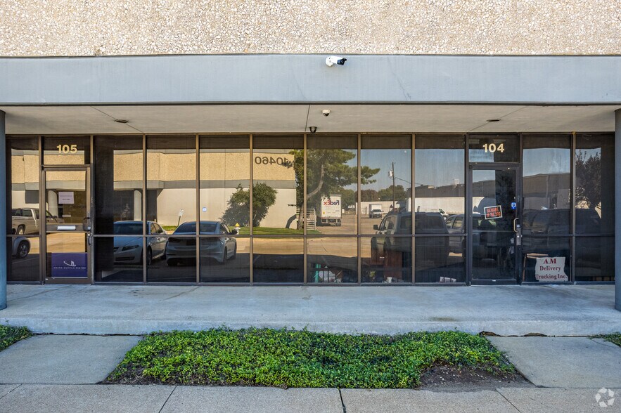 10430 Shady Trl, Dallas, TX à louer - Photo du bâtiment - Image 3 de 6
