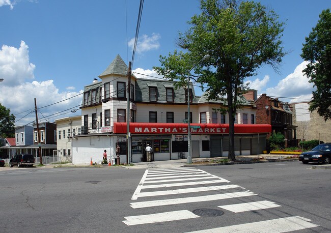 Plus de détails pour 2400 Minnesota Ave SE, Washington, DC - Commerce de détail à louer