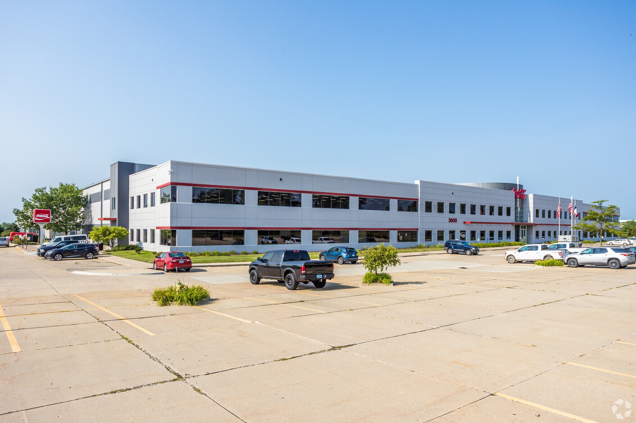 3600 Army Post Rd, Des Moines, IA à louer Photo du bâtiment- Image 1 de 6