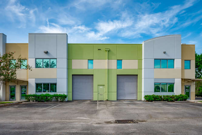 5403 N Haverhill Rd, West Palm Beach, FL à louer Photo principale- Image 1 de 4