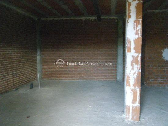 Commerce de détail dans Cáceres, Cáceres à vendre - Photo du bâtiment - Image 3 de 9