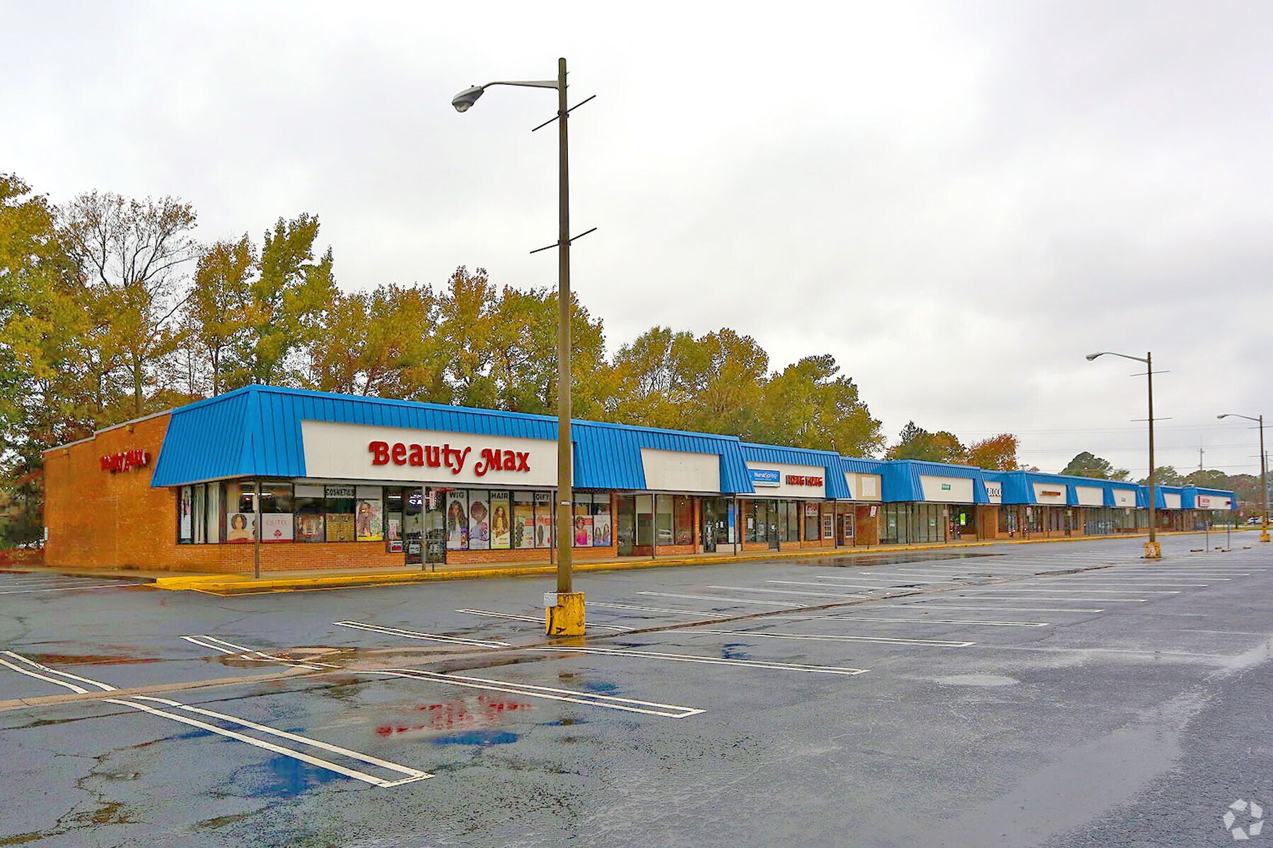 830-896 J Clyde Morris Blvd, Newport News, VA for lease Primary Photo- Image 1 of 10