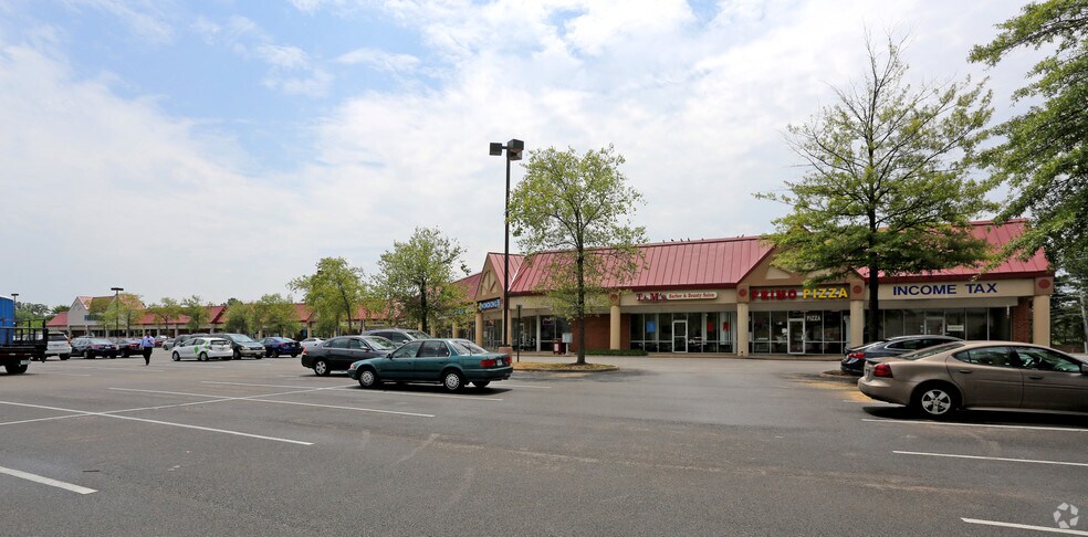 2901-2949 Williamsburg Rd, Richmond, VA à louer - Photo du bâtiment - Image 2 de 15