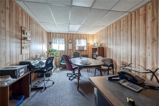 Plus de détails pour 1154 5th Ave, East Mckeesport, PA - Bureau à vendre