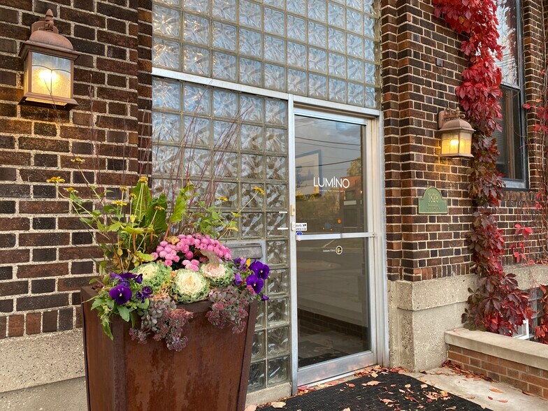 1828 Jefferson St NE, Minneapolis, MN à louer - Photo du bâtiment - Image 3 de 6