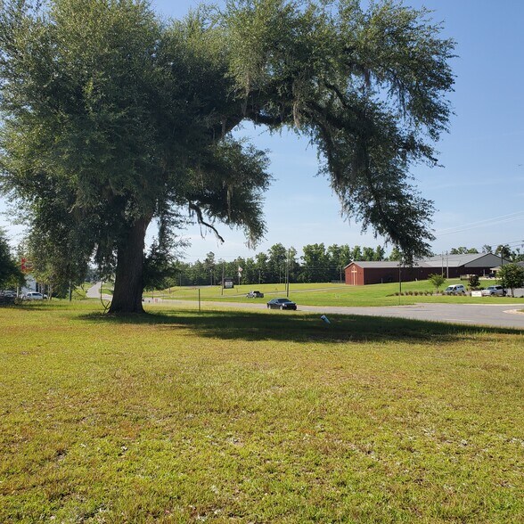 4758 Hwy 90, Marianna, FL à vendre - Photo du bâtiment - Image 3 de 13