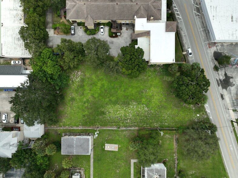 1865 Old Dixie Hwy, Vero Beach, FL à vendre - Photo du bâtiment - Image 3 de 6