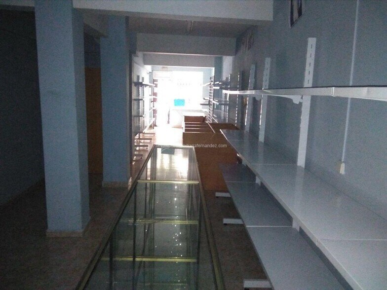 Retail in Cáceres, Cáceres for sale - Building Photo - Image 2 of 8